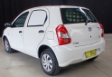 Autos - Toyota ETIOS AIBO 2023 Nafta 39000Km - En Venta
