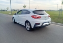 Autos - Chevrolet Cruze LT 2018 Nafta 100300Km - En Venta