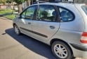 Autos - Renault Scenic 2005 Nafta 210000Km - En Venta