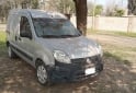 Utilitarios - Renault Kangoo 2014 GNC 160000Km - En Venta