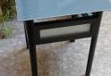 Hogar - Mesa de Vidrio y Aluminio - En Venta