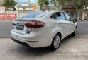 Autos - Ford Fiesta Titanium 2018 Nafta 60000Km - En Venta