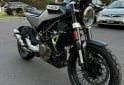 Motos - Husqvarna Svartpilen 401 2021 Nafta 2500Km - En Venta