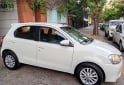Autos - Toyota ETIOS XLS 2015 Nafta 99900Km - En Venta