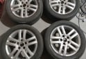 Accesorios para Autos - Llantas 16 Volkswagen Vento Impecables $350.000 las 4. NO BAJO PRECIO - En Venta