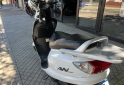 Motos - Suzuki AN 2017 Nafta 26000Km - En Venta