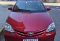 Autos - Toyota Etios 2016 Nafta 98000Km - En Venta