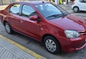 Autos - Toyota Etios 2016 Nafta 98000Km - En Venta