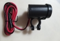 Accesorios para Motos - CARGADOR PARA MOTO CON PUERTO USB ENTRADA DE ENCENDEDOR - En Venta