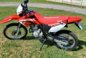 Motos - Honda TORNADO XR 250 2021 Nafta 11600Km - En Venta