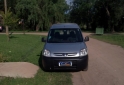 Utilitarios - Peugeot Partner 2017 Diesel 176000Km - En Venta