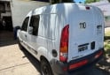 Utilitarios - Renault Kangoo 2012 GNC 200000Km - En Venta