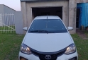 Autos - Toyota Etios 2018 Nafta 110000Km - En Venta