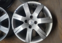 Accesorios para Autos - Llantas 16 Peugeot Santiaguito 2 Originales Muy buenas $450.000 las 4. NO BAJO PRECIO - En Venta