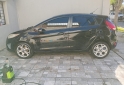 Autos - Ford Fiesta kinetik titanium 2011 Nafta 172000Km - En Venta