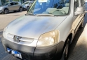 Utilitarios - Peugeot Partner 2016 Diesel 150000Km - En Venta