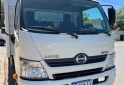 Camiones y Grúas - Hino 300 816. Año 2023. Como nuevo 10.000 km. - En Venta