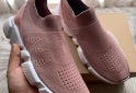 Indumentaria - Zapatillas adultos excelente calidad - En Venta