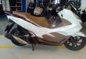 Motos - Honda PCX 150 DLX 2023 Nafta 6035Km - En Venta