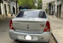 Autos - Renault Logan 2008 Nafta 195000Km - En Venta