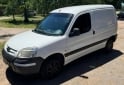 Utilitarios - Peugeot Partner 2012 Diesel 148000Km - En Venta