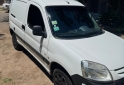Utilitarios - Peugeot Partner 2012 Diesel 148000Km - En Venta