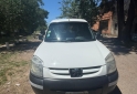 Utilitarios - Peugeot Partner 2012 Diesel 148000Km - En Venta