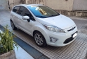 Autos - Ford Fiesta Kinetic Titanium 2013 Nafta 87360Km - En Venta