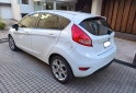 Autos - Ford Fiesta Kinetic Titanium 2013 Nafta 87360Km - En Venta