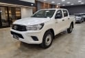 Camionetas - Toyota HILUX DC DX 2.4L 4X4 2020 Diesel 180000Km - En Venta
