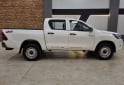Camionetas - Toyota HILUX DC DX 2.4L 4X4 2020 Diesel 180000Km - En Venta