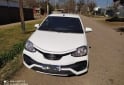 Autos - Toyota Etios 2017 GNC 68000Km - En Venta