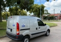 Utilitarios - Renault Kangoo 2017 GNC 145000Km - En Venta