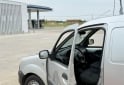Utilitarios - Renault Kangoo 2017 GNC 145000Km - En Venta
