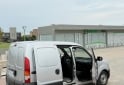 Utilitarios - Renault Kangoo 2017 GNC 145000Km - En Venta