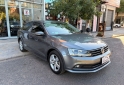 Autos - Volkswagen Vento Advance 2015 Nafta 115000Km - En Venta
