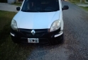 Utilitarios - Renault Kangoo 2014 GNC 111111Km - En Venta