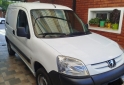 Utilitarios - Peugeot Partner 2018 Diesel 190000Km - En Venta