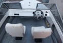 Embarcaciones - Lancha con motor 40 Hp - En Venta