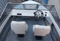 Embarcaciones - Lancha con motor 40 Hp - En Venta