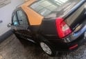 Autos - Renault Logan 2013 GNC 700000Km - En Venta