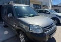 Utilitarios - Peugeot Partner patagonica 2017 Diesel 117000Km - En Venta