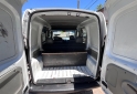 Utilitarios - Renault Kangoo 2011 GNC 201000Km - En Venta