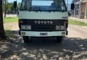Camiones y Grúas - vendo Toyota Dyna - En Venta