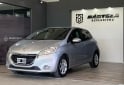 Autos - Peugeot 208 Touchcreen 2014 Nafta 92300Km - En Venta