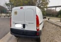 Utilitarios - Renault Kangoo 2015 Nafta 265000Km - En Venta