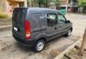 Utilitarios - Renault Kangoo 2016 GNC 140000Km - En Venta
