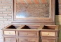 Hogar - Mueble antiguo con espejo lavado - En Venta