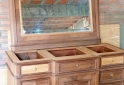 Hogar - Mueble antiguo con espejo lavado - En Venta
