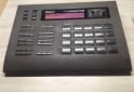 Instrumentos Musicales - maquina de ritmo R8 (Roland) - En Venta